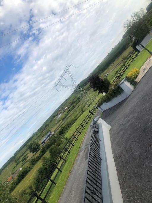 Cheerful 3 Bedroom Country Farm House Ennis Exterior foto